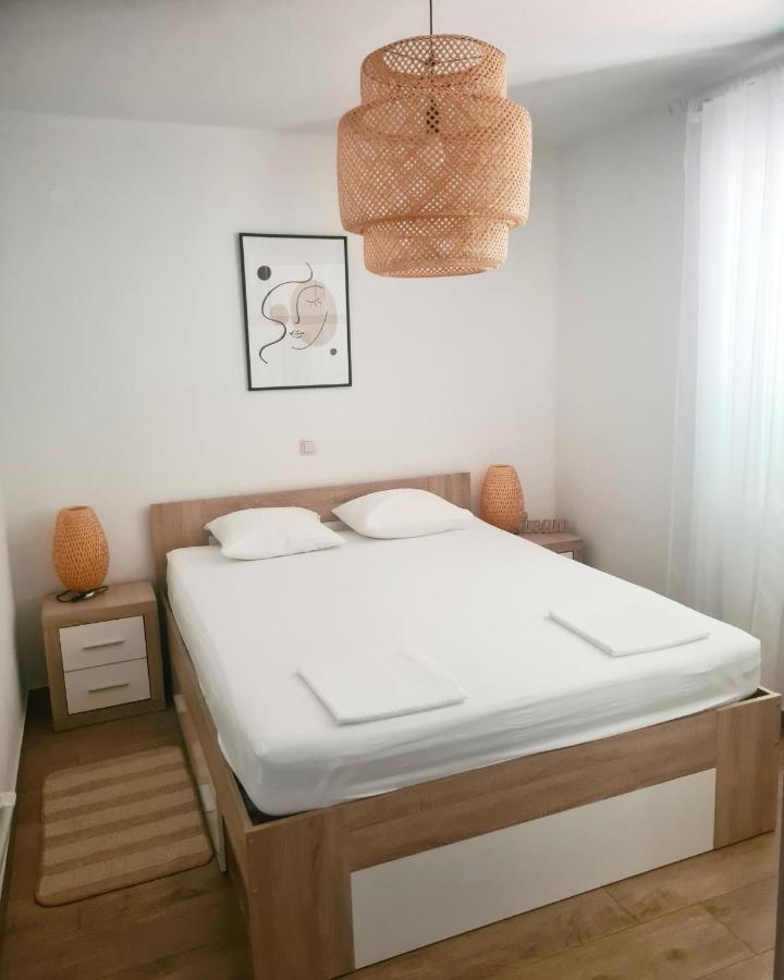 Hello Sunshine - Apartment On The Beach ซูโบวิชี ภายนอก รูปภาพ