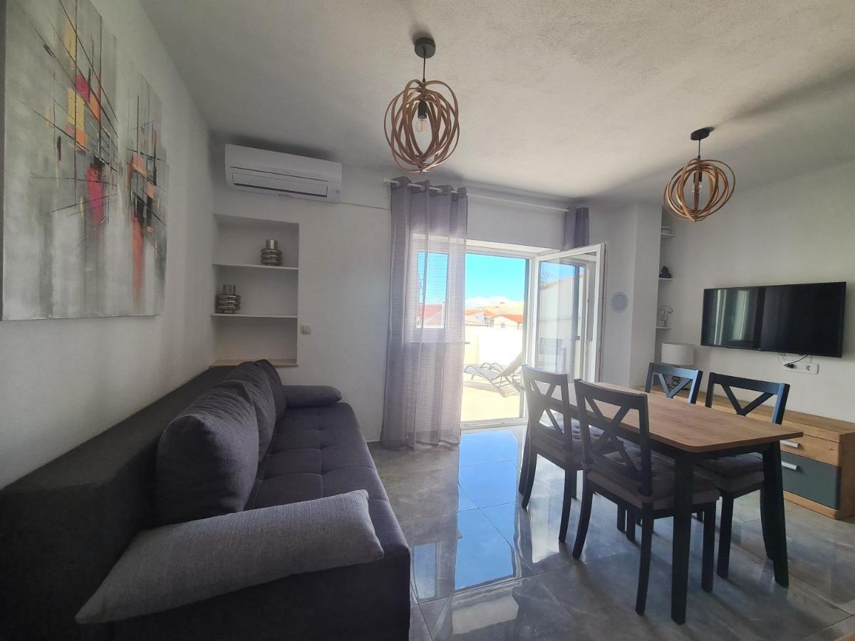 Hello Sunshine - Apartment On The Beach ซูโบวิชี ภายนอก รูปภาพ